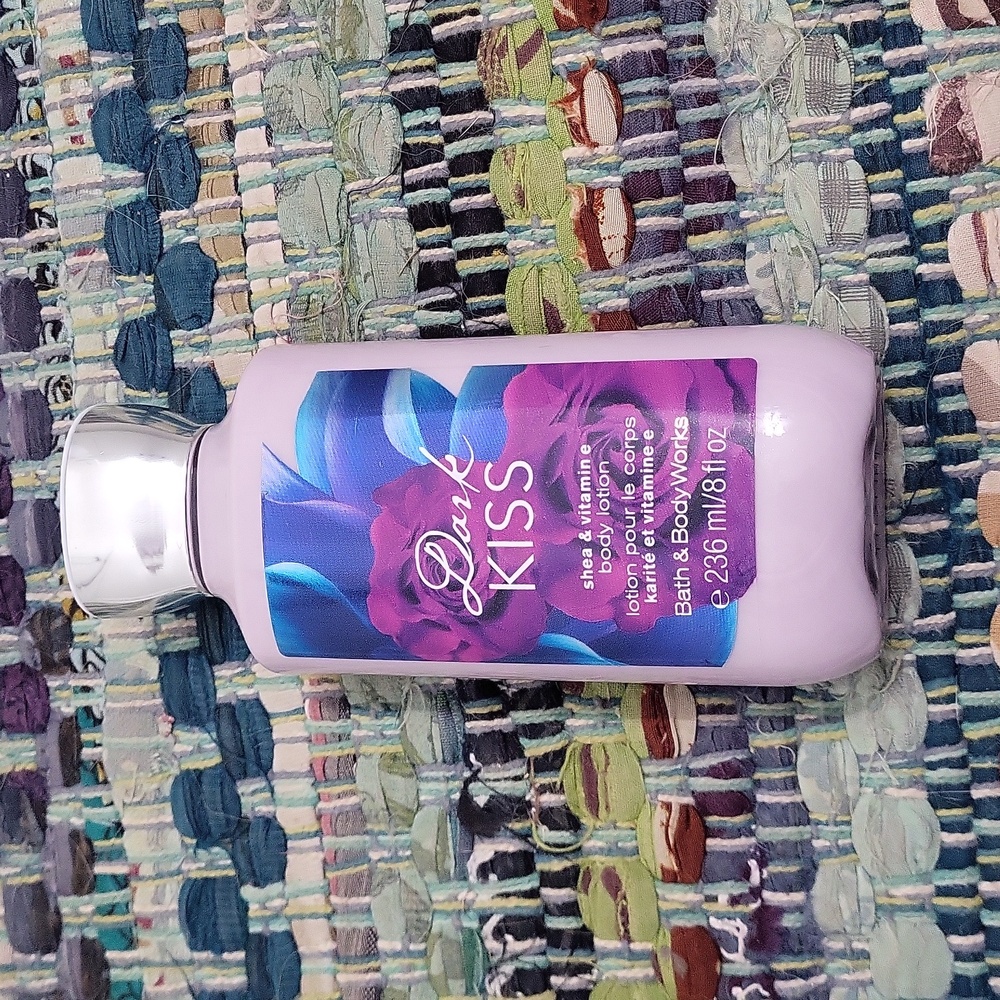 Bath & Body Works Dark Kiss Lotion.